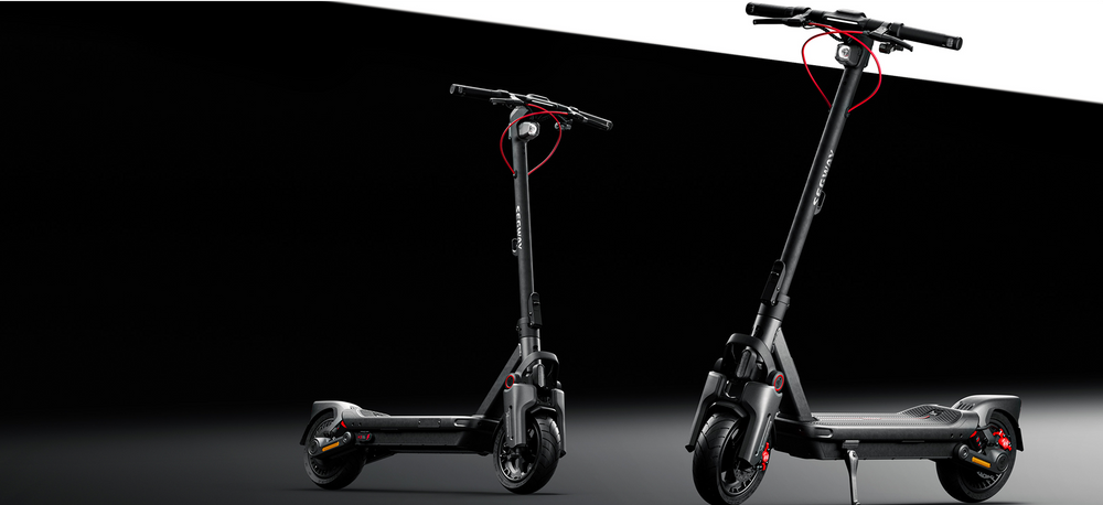 Segway Ninebot MAX G3 E – edestä ja takaviistosta